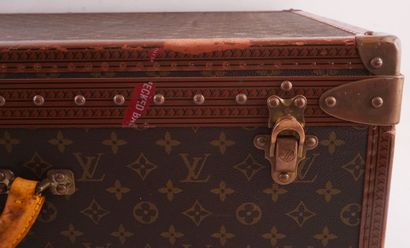 LOUIS VUITTON ALZER 70
Malle Louis Vuitton...
