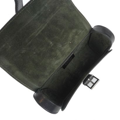 GUCCI
Pochette -étui Gucci en cuir noir,...