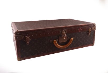 LOUIS VUITTON ALZER 70
Malle Louis Vuitton...