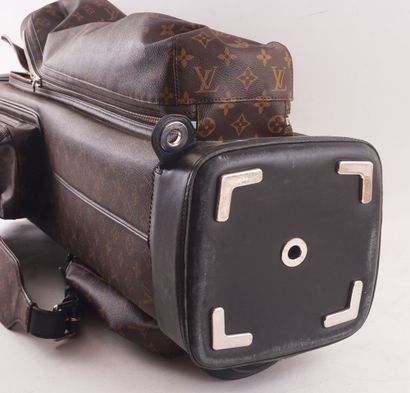 LOUIS VUITTON
Sac de golf Louis Vuitton en...