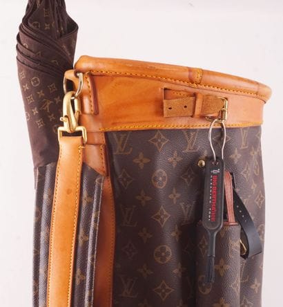 LOUIS VUITTON
Sac de golf Louis Vuitton en...