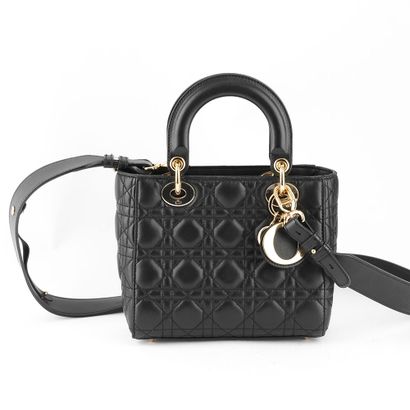 CHRISTIAN DIOR
Sac Christian Dior Lady Dior...