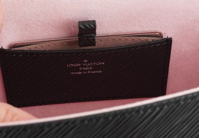LOUIS VUITTON TWIST
Sac bandoulière Louis...