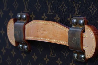 LOUIS VUITTON MALLE HAUTE 110
Malle Louis...