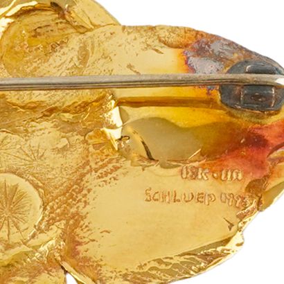 SCHLUEP, WALTER (1931-2016)
Broche en or...