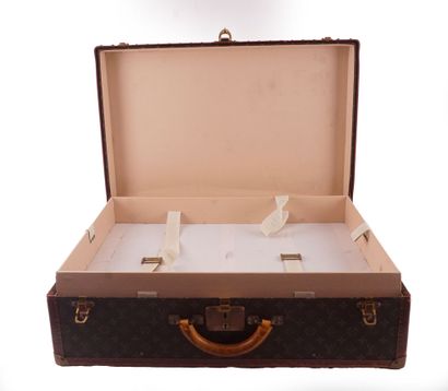 LOUIS VUITTON ALZER 70
Malle Louis Vuitton...