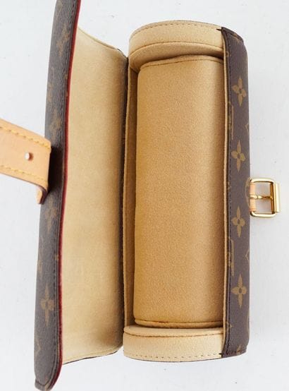 LOUIS VUITTON
Louis Vuitton watch case in...