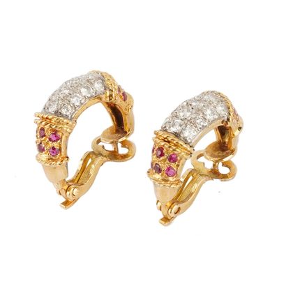 OR 18K / 18K GOLD
Ensemble d'une bague et...