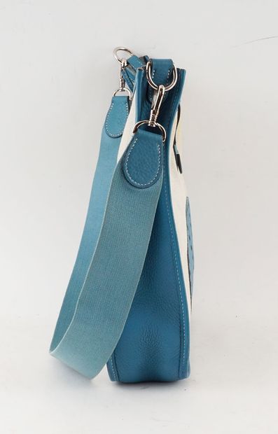 HERMÈS EVELYNE 
Sac bandoulière Hermès Evelyne...