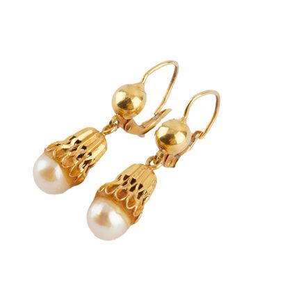 OR 18K / 18K GOLD
Boucles d'oreilles pendantes...