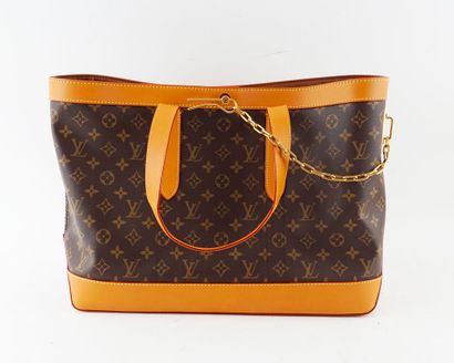 LOUIS VUITTON CABAS
Sac Louis Vuitton Cabas...