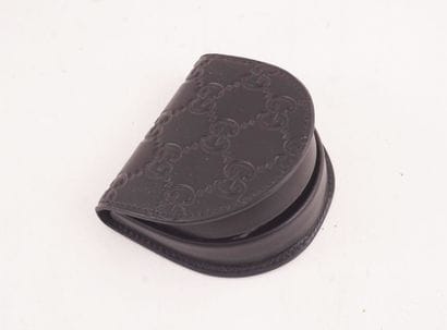 GUCCI
Gucci “Crapaud” wallet in black Monogram...