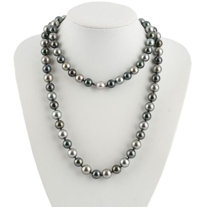 PERLES TAHITI / TAHITI PEARLS
Collier composé...