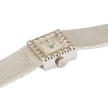 MOVADO, OR 18K
Montre-bracelet Movado en...