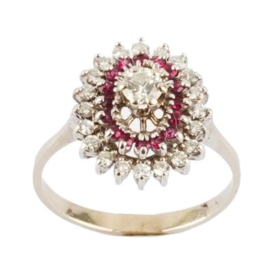 OR 10K / 10K GOLD
Bague en or jaune 10K sertie...