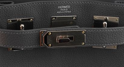 HERMÈS
Sac Hermès ‘Hac a dos’ en cuir Togo,...