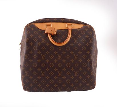 LOUIS VUITTON EVASION
Sac de voyage Louis...