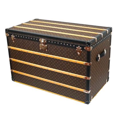 LOUIS VUITTON MALLE HAUTE 110
Malle Louis...