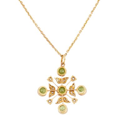 OR 15K, PERIDOTS, DIAMANTS / ANTIQUE PENDANT
Ancien...