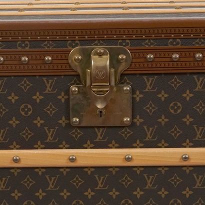 LOUIS VUITTON MALLE HAUTE 110
Malle Louis...