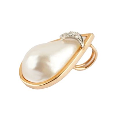 OR 10K, PERLE MABÉ / 10K GOLD, MABE PEARL
Pendentif...