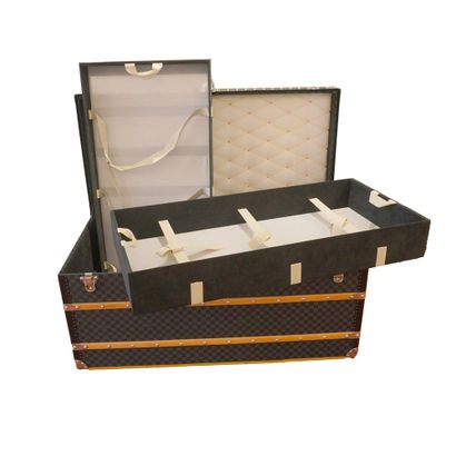 LOUIS VUITTON MALLE COURRIER LOZINE 110
Malle...