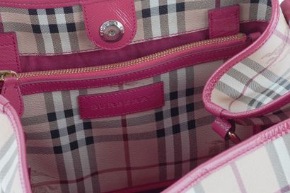 BURBERRY
Sac Burberry Canterbury en toile...