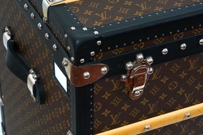 LOUIS VUITTON MALLE HAUTE 110
Malle Louis...