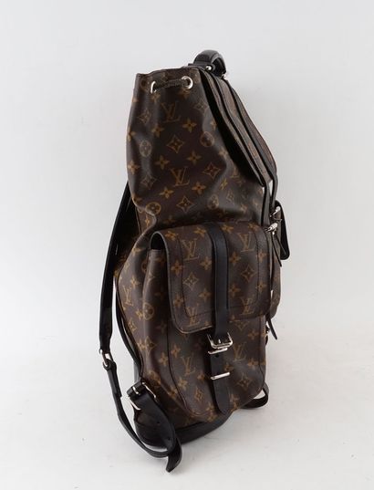 LOUIS VUITTON CHRISTOPHER
Sac à dos Louis...