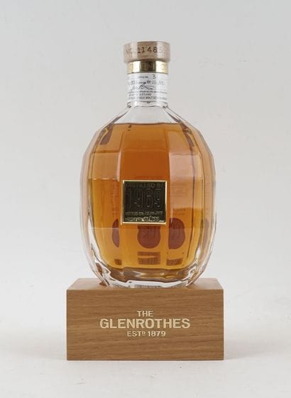 Glenrothes 1969 Extraordinary Single Cask...