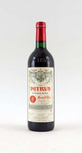 Pétrus 1997
Pomerol Appellation Contrôlée
Niveau...