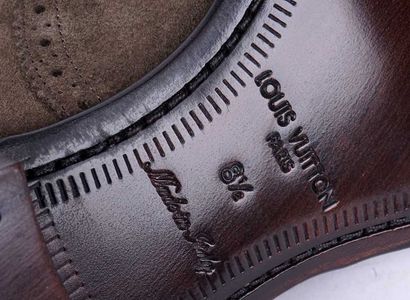 LOUIS VUITTON
Paire de derby bimatière en...