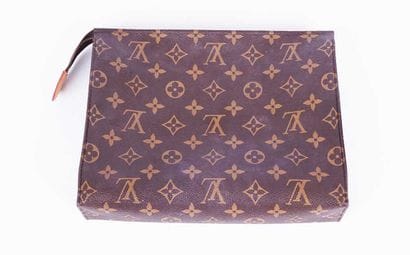 LOUIS VUITTON
Pochette Louis Vuitton en toile...