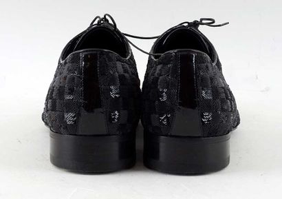 LOUIS VUITTON
Chaussures Louis Vuitton à...