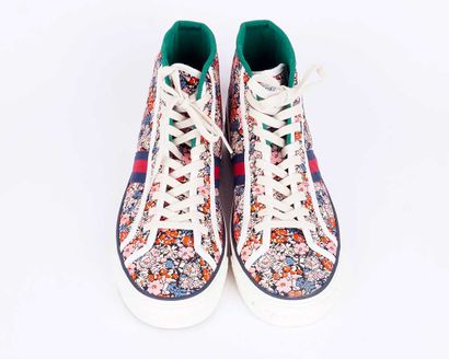 GUCCI
Baskets Gucci Tennis 1977 High Liberty...