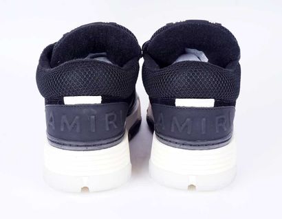 AMIRI
Baskets en cuir noir agrémentées du...