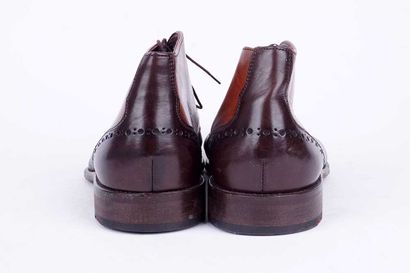 PATLOS BY LLYOD 
Paire de derby bicolore...