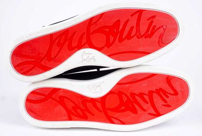 LOUBOUTIN
Baskets Louboutin en maille noire...