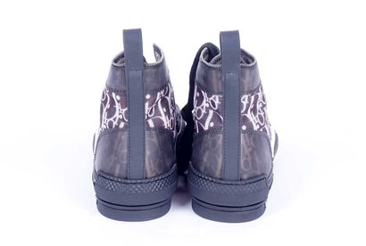 DIOR 
Baskets Dior B23 en toile noire et...