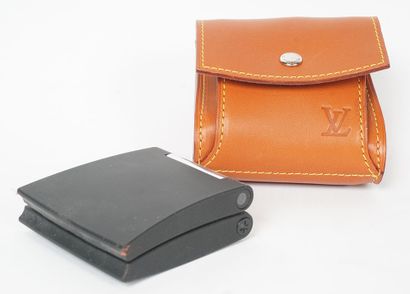 BANG OLUFSEN - LOUIS VUITTON
Téléphone portable...