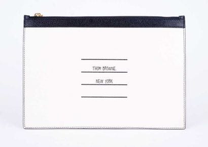 THOM BROWNE
Pochette Thom Browne en cuir...