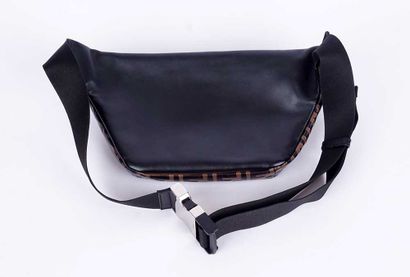 FENDI
Pochette Fendi pour le porter à la...