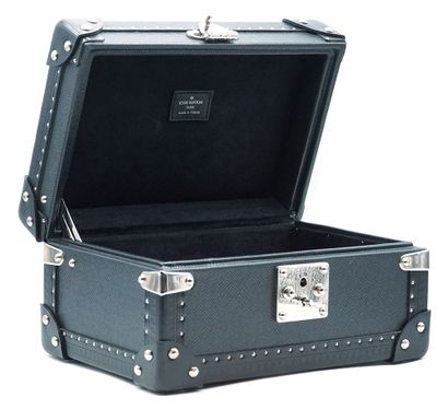 LOUIS VUITTON
Coffret trésor Louis Vuitton,...