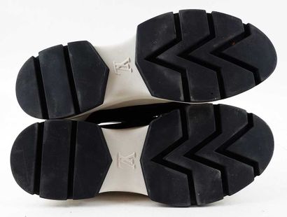 LOUIS VUITTON
Chaussures Louis Vuitton en...