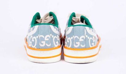 GUCCI 
Baskets Gucci Tennis 1977 en tissu...