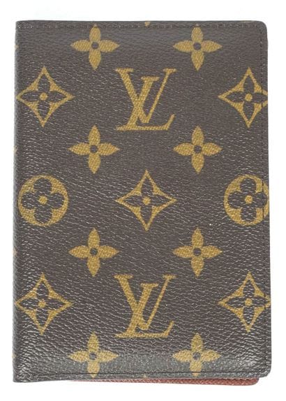 LOUIS VUITTON 
Porte-monnaie Louis Vuitton...