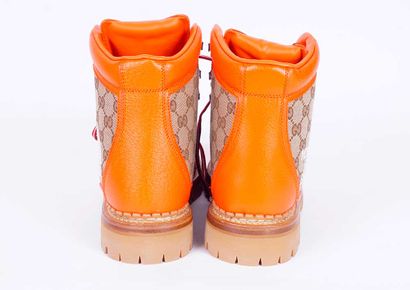GUCCI X THE NORTH FACE
Bottines à lacets...