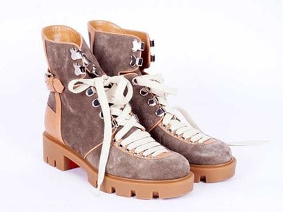 LOUBOUTIN
Bottes plates moto Macademia à...