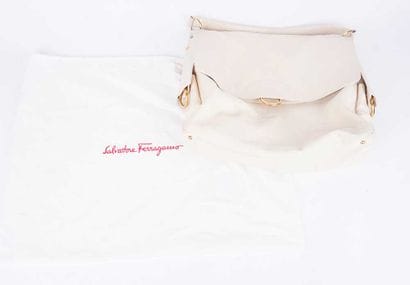 SALVATORE FERRAGAMO
Sac Salvatore Ferragamo...