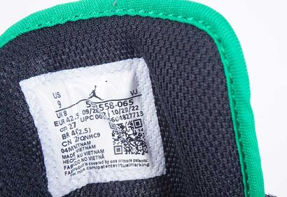 NIKE
Baskets Air Jordan 1 en cuir noir et...
